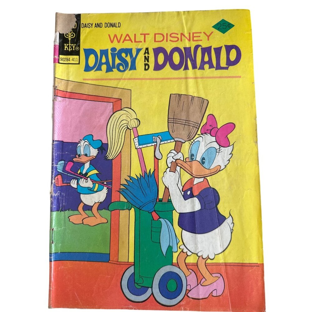 Gold Key Walt Disney Daisy And Donald Comic No. 7 Nov. 1974 Vintage Collectible